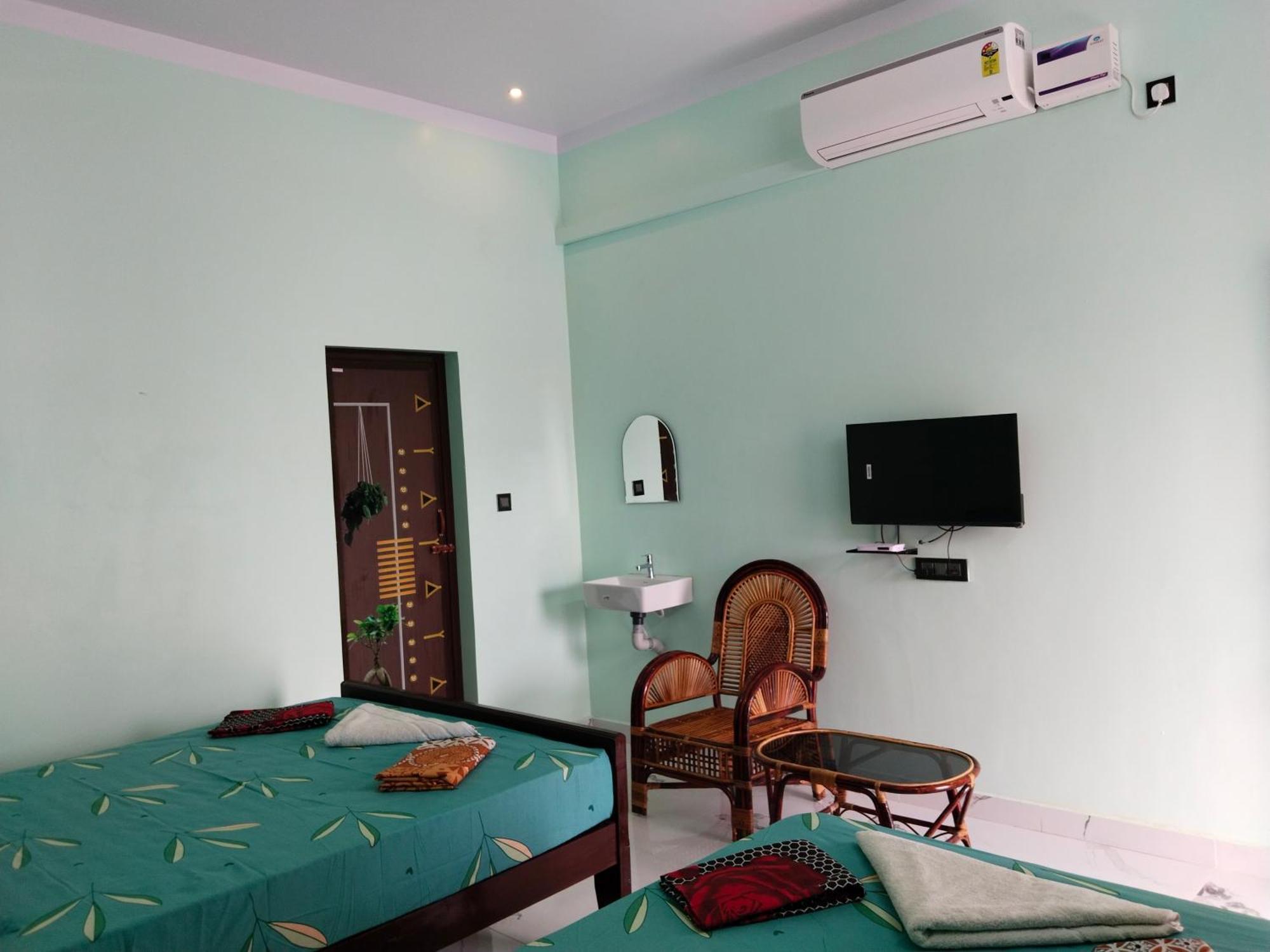 Vedhav Residency Hotel Kanyakumari Exterior photo